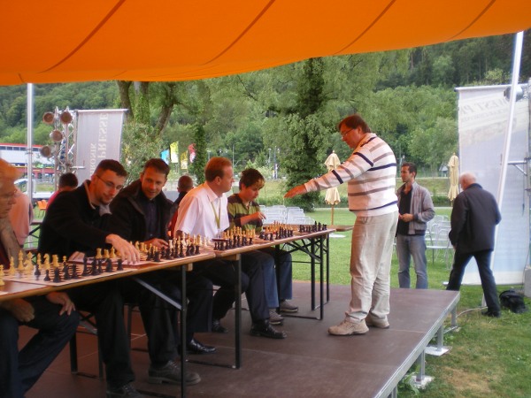 Neckarbluehen Simultan